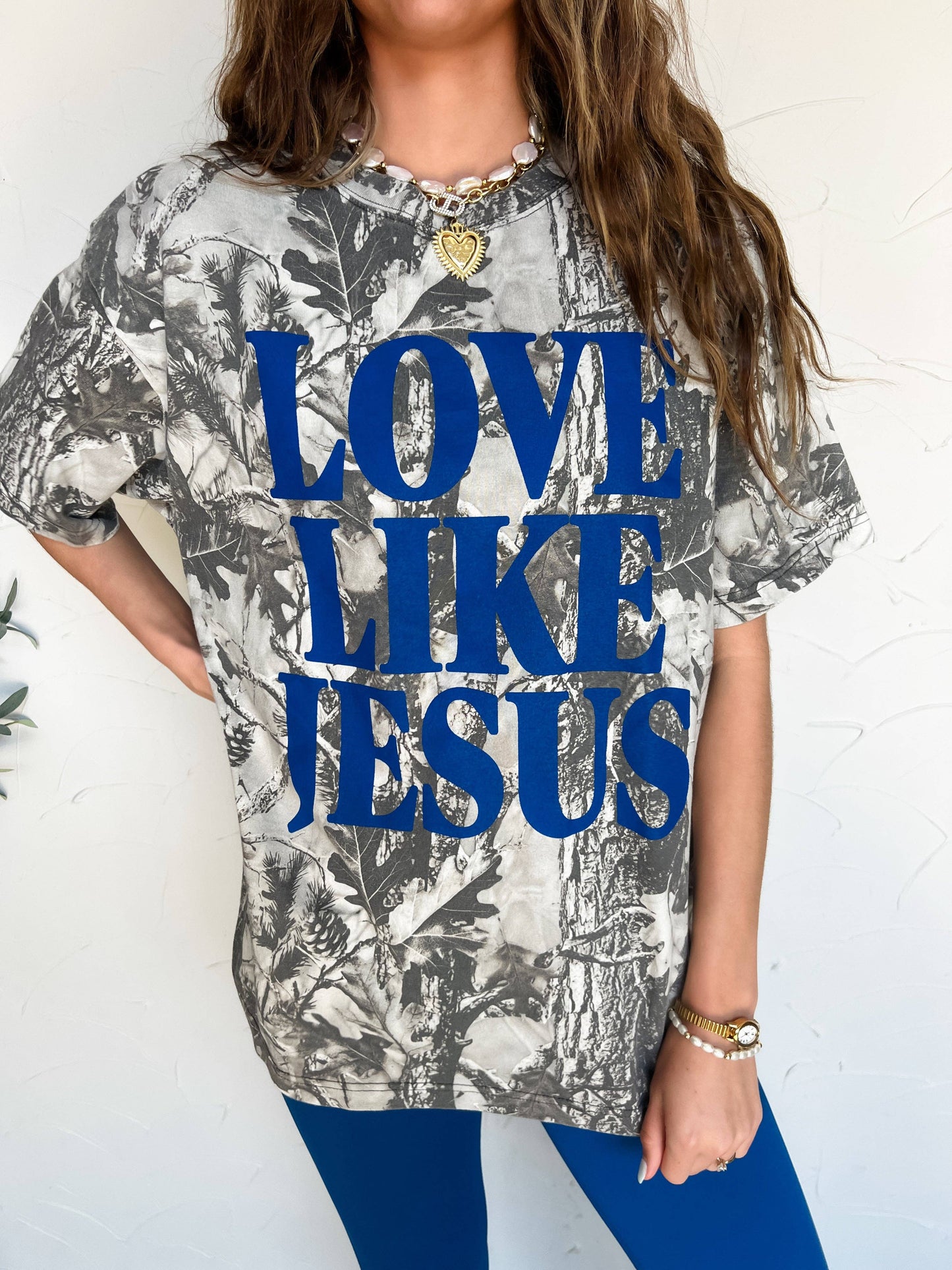 Love Like Jesus Tee - Grey Camo