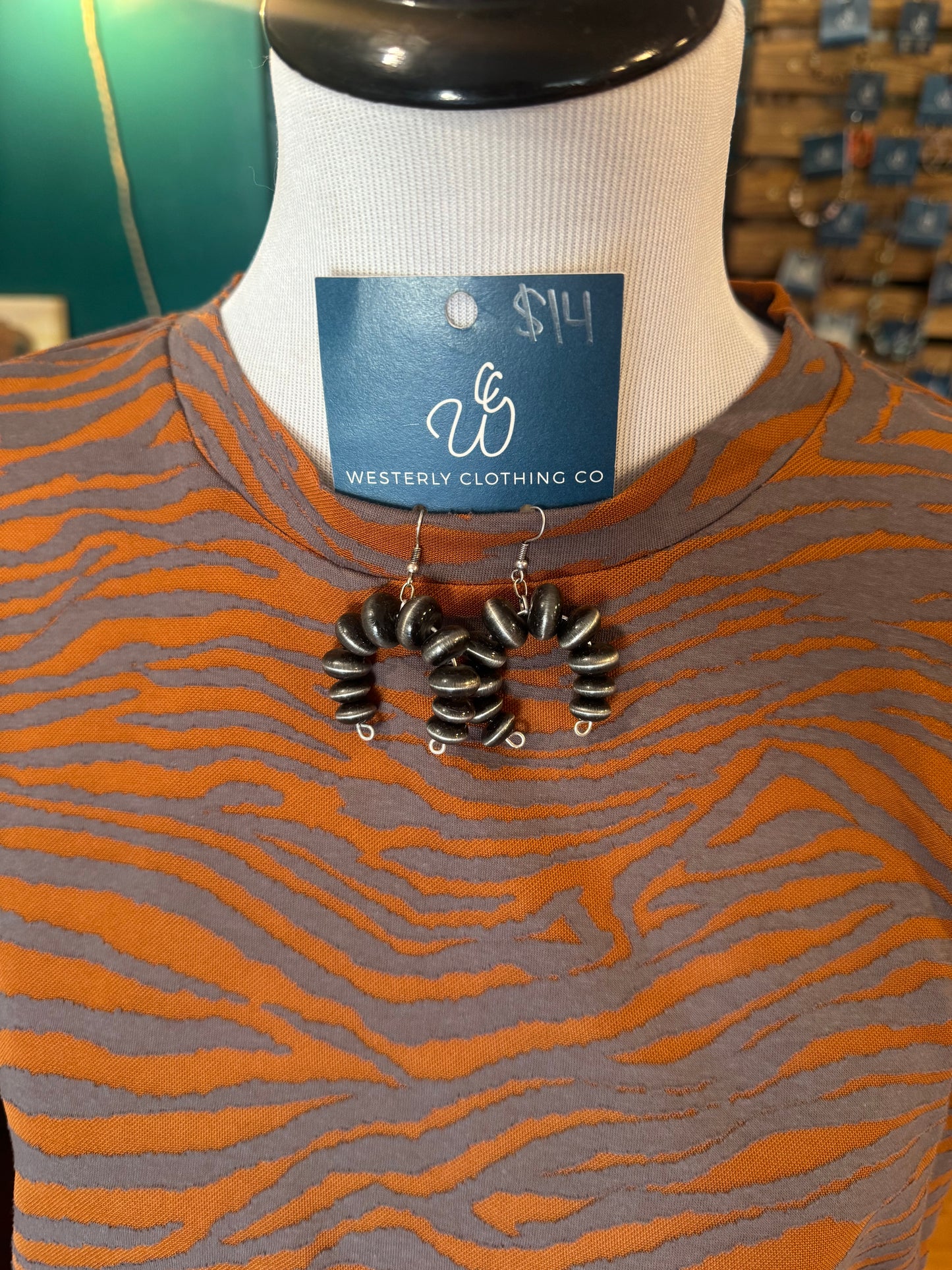 Pearl Naja Earrings