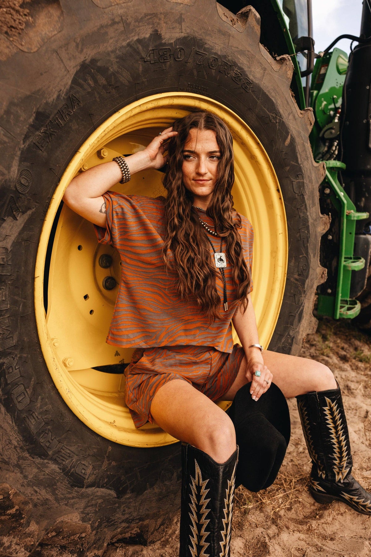 Autumn outlaw top